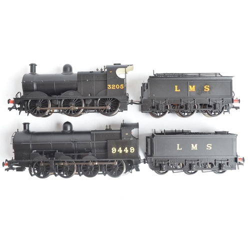 1029 - Two highly detailed OO gauge electric steam train models from Bachmann, both in LMS black livery to ... 