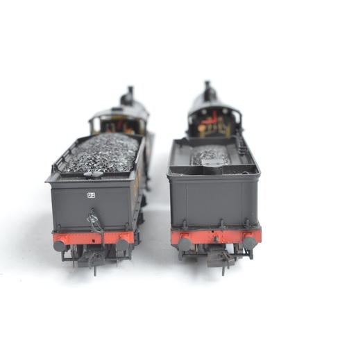 1029 - Two highly detailed OO gauge electric steam train models from Bachmann, both in LMS black livery to ... 