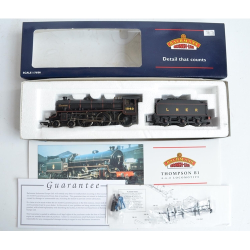 1031 - Three OO gauge LNER black livery electric steam train models to include Hornby R861 Class J52 0-6-0T... 