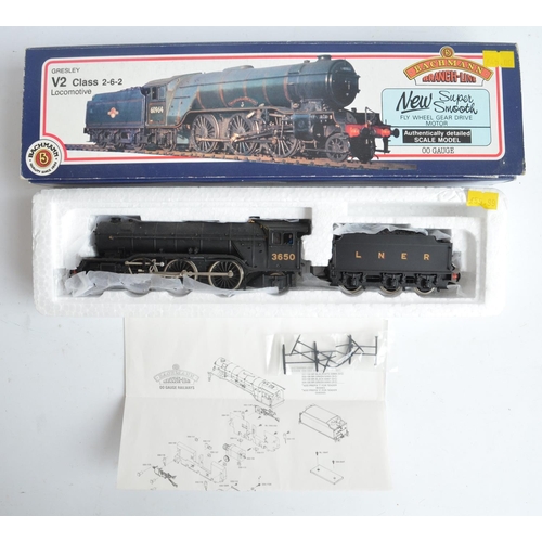 1031 - Three OO gauge LNER black livery electric steam train models to include Hornby R861 Class J52 0-6-0T... 