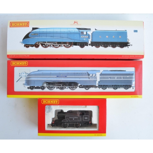 1046 - Three Hornby OO gauge electric steam train models to include R3091 Collectors Club 2012 BR 0-4-0 60 ... 