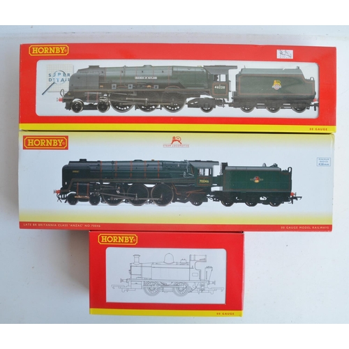 1047 - Three Hornby OO gauge electric steam train models to include R3213 Collectors Club 2013 Southern Rai... 