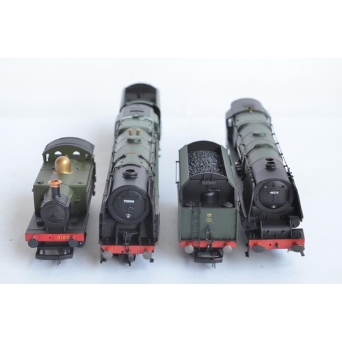 1047 - Three Hornby OO gauge electric steam train models to include R3213 Collectors Club 2013 Southern Rai... 