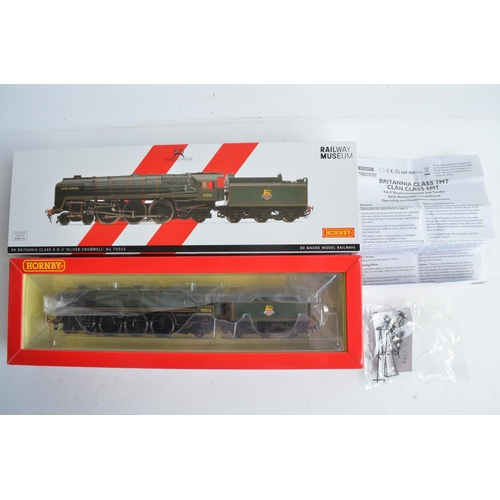 1048 - Three Hornby OO gauge electric steam train models to include R3292 Collectors Club 2014 BR black 0-4... 