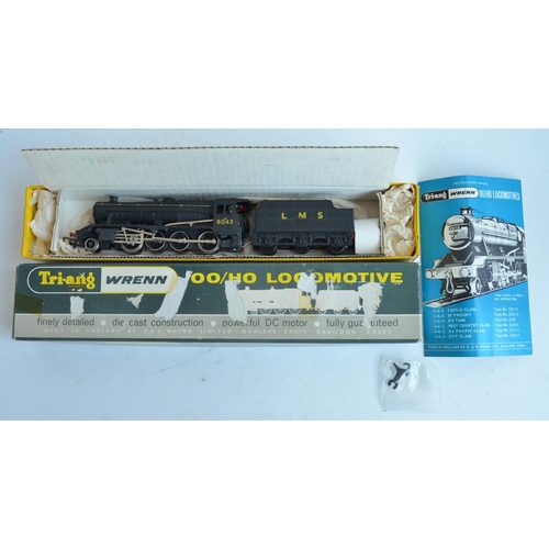 1053 - Boxed Triang/Wrenn W2225 LMS black liveried Class 8F 2-8-0 8042 with metal bodied tender, model in g... 