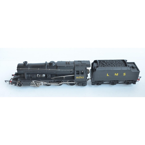 1053 - Boxed Triang/Wrenn W2225 LMS black liveried Class 8F 2-8-0 8042 with metal bodied tender, model in g... 