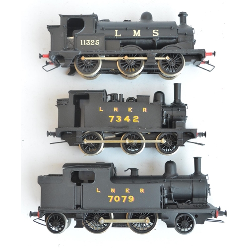 1060 - Three built up white metal OO gauge electric steam locomotive models from Nu-Cast and Wills Finecast... 