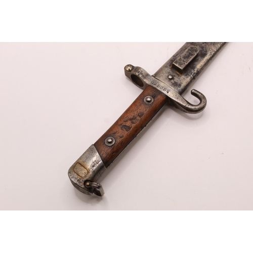 314 - Austrian M1885 NCO bayonet complete with scabbard. With crossed out serial no. 74011 to guard and a ... 