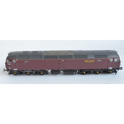 1066 - Bachmann OO gauge 32-818 West Coast Railways Class 47/0 47245 diesel electric locomotive model in at... 