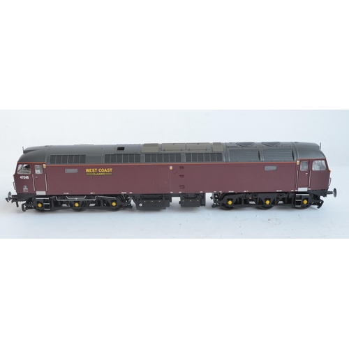 1066 - Bachmann OO gauge 32-818 West Coast Railways Class 47/0 47245 diesel electric locomotive model in at... 