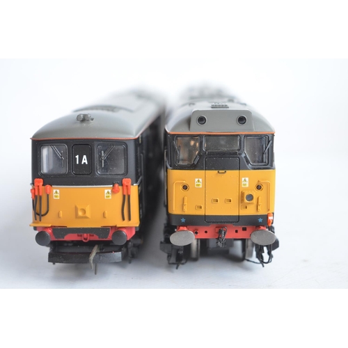 1068 - Two Hornby OO gauge Fragonset Railways diesel locomotive models to include R2573 Super Detail AIA-AI... 