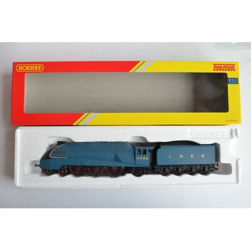 1074 - Three boxed OO gauge electric steam train models to include Hornby R3371 LNER Class A4 'Mallard' (pl... 