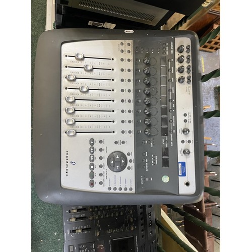 739 - Large mixed collection of sound and stereo equipment to inc. Digitech Remote Foot Controller, Soundc... 