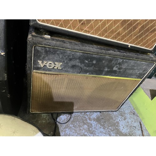 746 - Vox AC30TB serial no.25450, Ashdown Engineering FA 412A amplifier, Vox AC30 serial no.9417N and a un... 