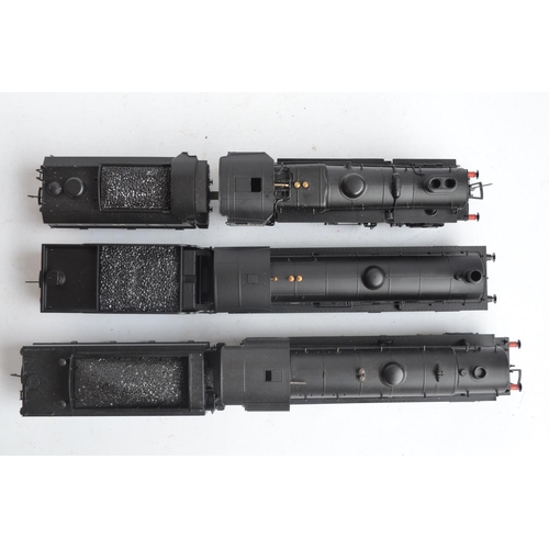 1083 - Three boxed OO gauge electric steam train models from Hornby, all black livery to include Bachmann 3... 