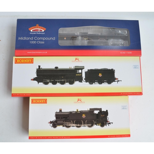 1084 - Three boxed OO gauge electric steam train models, all in BR black (early) livery to include Hornby R... 