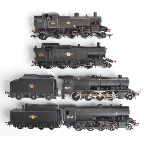 1085 - Four boxed OO gauge electric steam train models, all in BR black late crest livery to include Hornby... 