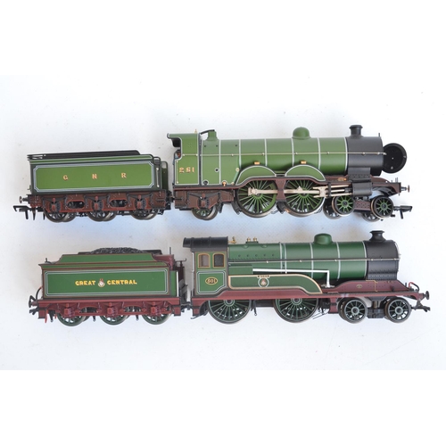 1090 - Two OO gauge electric steam train models from Bachmann to include 31-760NRM (National Railway Museum... 