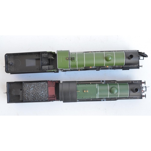 1090 - Two OO gauge electric steam train models from Bachmann to include 31-760NRM (National Railway Museum... 