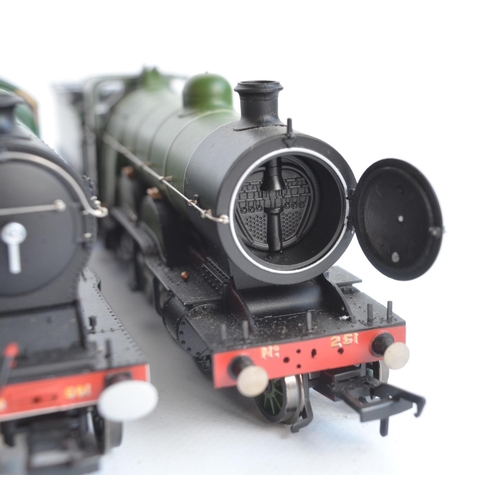 1090 - Two OO gauge electric steam train models from Bachmann to include 31-760NRM (National Railway Museum... 