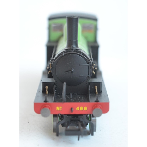 1091 - Hornby OO gauge R3335 LSWR 4-4-2T 'Adams Radial' 488 electric steam train model in excellent conditi... 