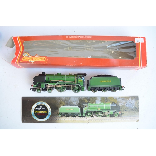 1093 - Five OO gauge electric steam train models from Hornby, Mainline and Bachmann to include Bachmann 32-... 