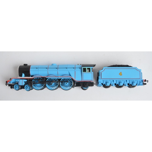 1095 - Hornby OO gauge R9291 Gordon The Blue Engine electric steam train model in near mint condition, box ... 