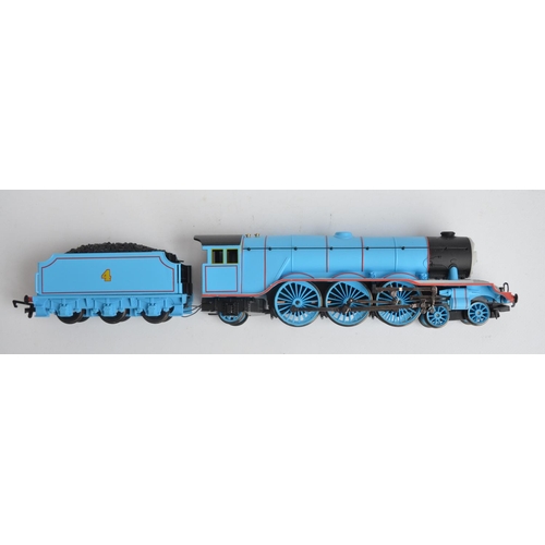 1095 - Hornby OO gauge R9291 Gordon The Blue Engine electric steam train model in near mint condition, box ... 