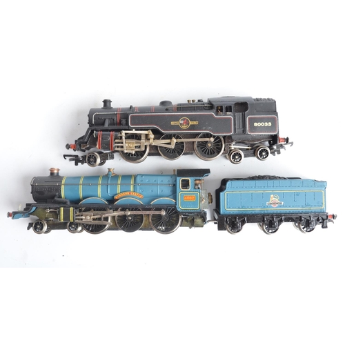 1104 - Five metal bodied OO gauge electric locomotive models to include 3x Wrenn, 1x Hornby Dublo (Castle C... 