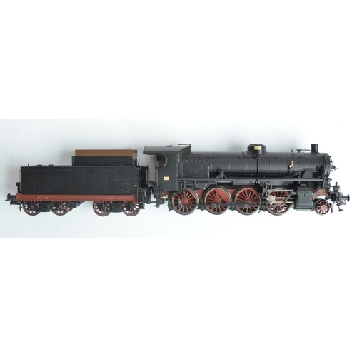 1106 - Seven HO gauge continental electric steam train models from Roco and Rivarossi including a boxed Riv... 