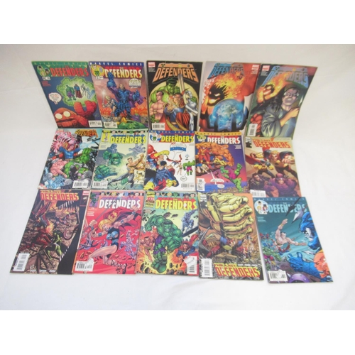 1433 - Marvel comics - large mixed collection of comics to inc. Iron Man, Captain America, She-Hulk, Heroes... 