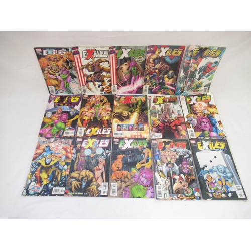 1433 - Marvel comics - large mixed collection of comics to inc. Iron Man, Captain America, She-Hulk, Heroes... 