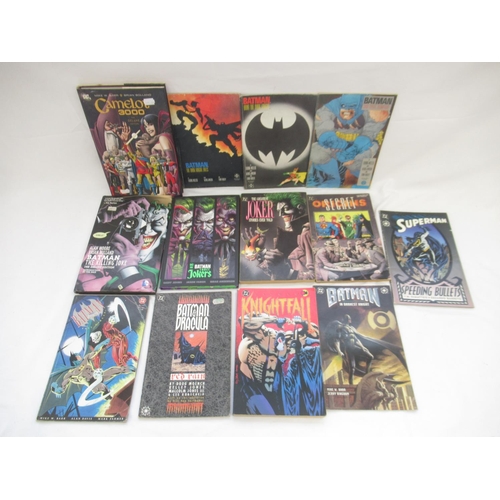 1435 - DC Comics - mixed collection of DC comic books to inc. volumes from DC The Legend of Batman series