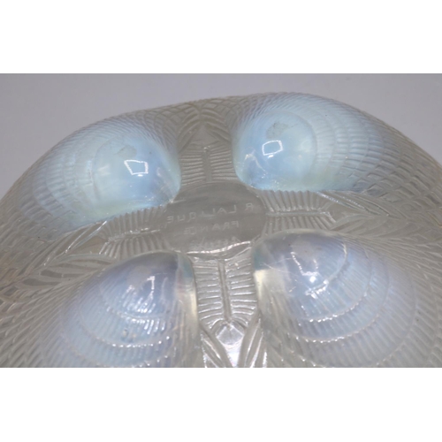 1110 - René Lalique (French, 1860-1945), a 'Coquilles' clear and opalescent glass bowl, engraved 'R LALIQUE... 