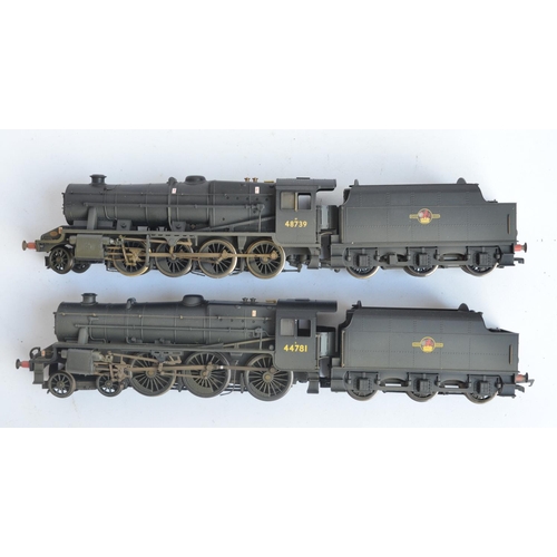 1116 - Two Hornby OO gauge weathered BR black livery Super Detail series electric steam locomotive models t... 