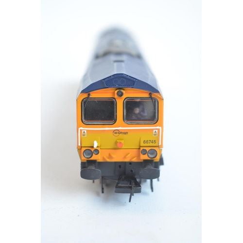 1124 - Bachmann OO gauge 32-727X Class 66 Diesel 66745 GBRf Europorte 'Modern Railways', key Publishing exc... 