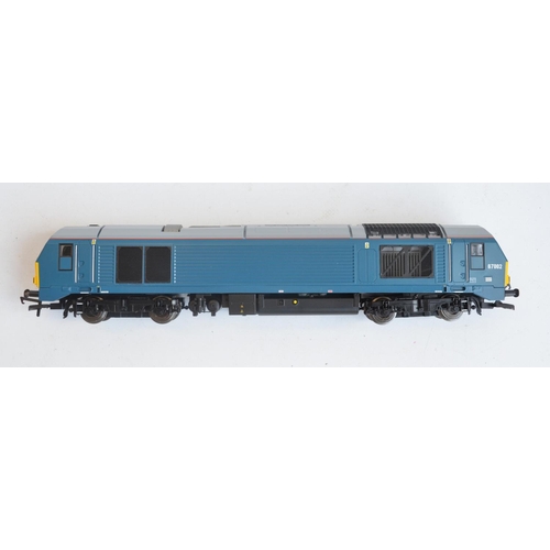 1126 - Hornby OO gauge R3183 Arriva Trains Class 67 Bo-Bo diesel electric train model 67002 in at least nea... 