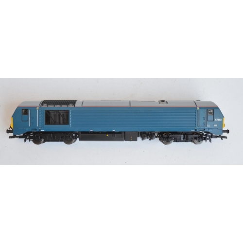 1126 - Hornby OO gauge R3183 Arriva Trains Class 67 Bo-Bo diesel electric train model 67002 in at least nea... 