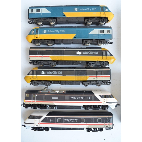 1129 - Collection of five previously run OO gauge InterCity train model pairs, each with power and dummy ca... 