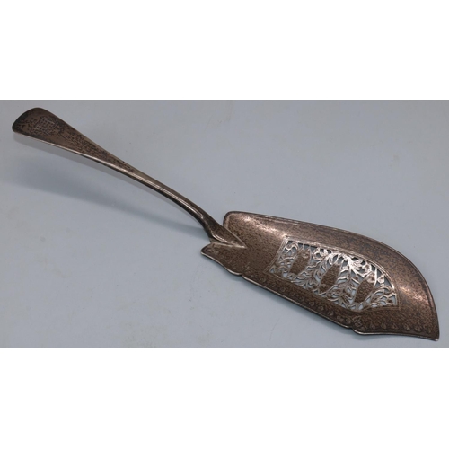 1079 - William 1V silver Old English silver fish slice, blade pierced with fish and scrolls, by William Ben... 