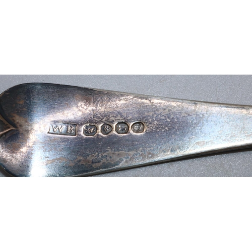 1079 - William 1V silver Old English silver fish slice, blade pierced with fish and scrolls, by William Ben... 