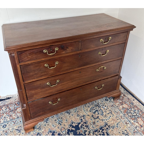 1442 - 19th century mahogany chest of two short and three long graduated drawers, with moulded top, stop fl... 