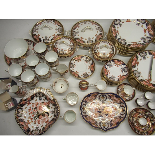 1150 - Large collection of Royal Crown Derby 'Derby Japan' and other patten dinner and tea wares, to incl. ... 