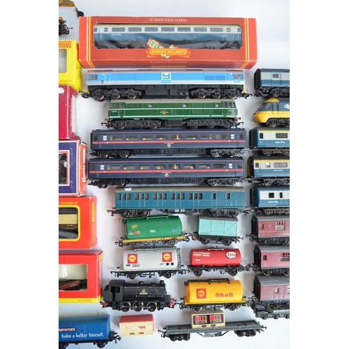 1150 - Collection of boxed and unboxed OO gauge loco, rolling stock and coach models from Hornby, Lima, Tri... 