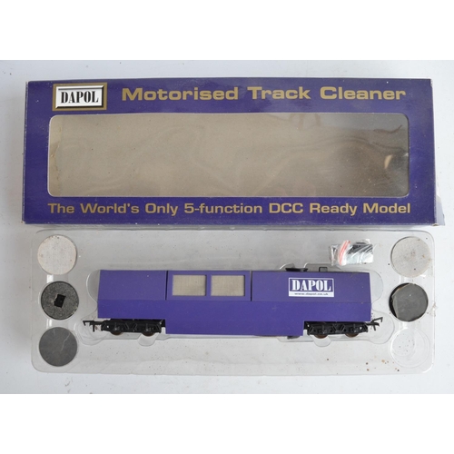 1151 - Collection of previously used OO gauge railway wagons and coaches to include 5x boxed Super Detail s... 