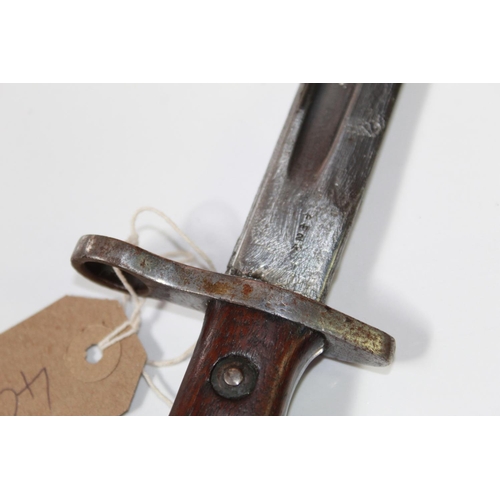 334 - British Lee Enfield 1913 pattern bayonet in good condition, complete with original lightly rusted Ro... 