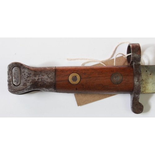 337 - British 1888 pattern Lee Enfield type II bayonet, without scabbard or markings. Blade L30cm