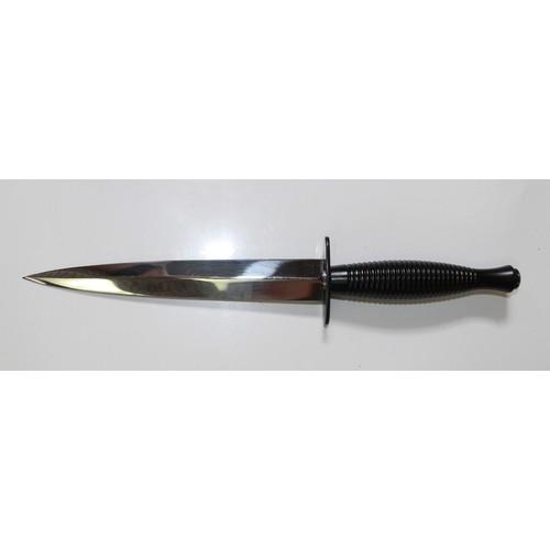 349 - Gulf War Period Fairbairn-Sykes Commando knife by William Rogers of Sheffield. 3rd pattern with blac... 