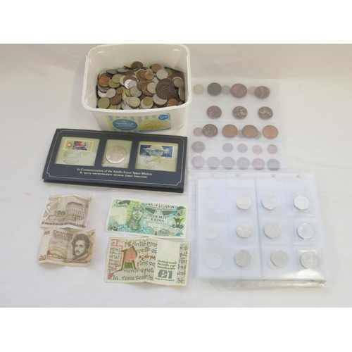 774 - Assorted collection of British/International coins and banknotes, to inc.  87 commemorative 50ps, In... 