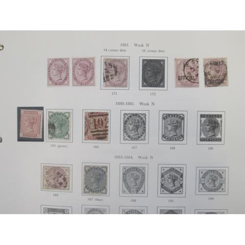 824 - Stanley Gibbons Great Britain and a New Zealand stamp album cont. c19th/20th stamps, both partially ... 